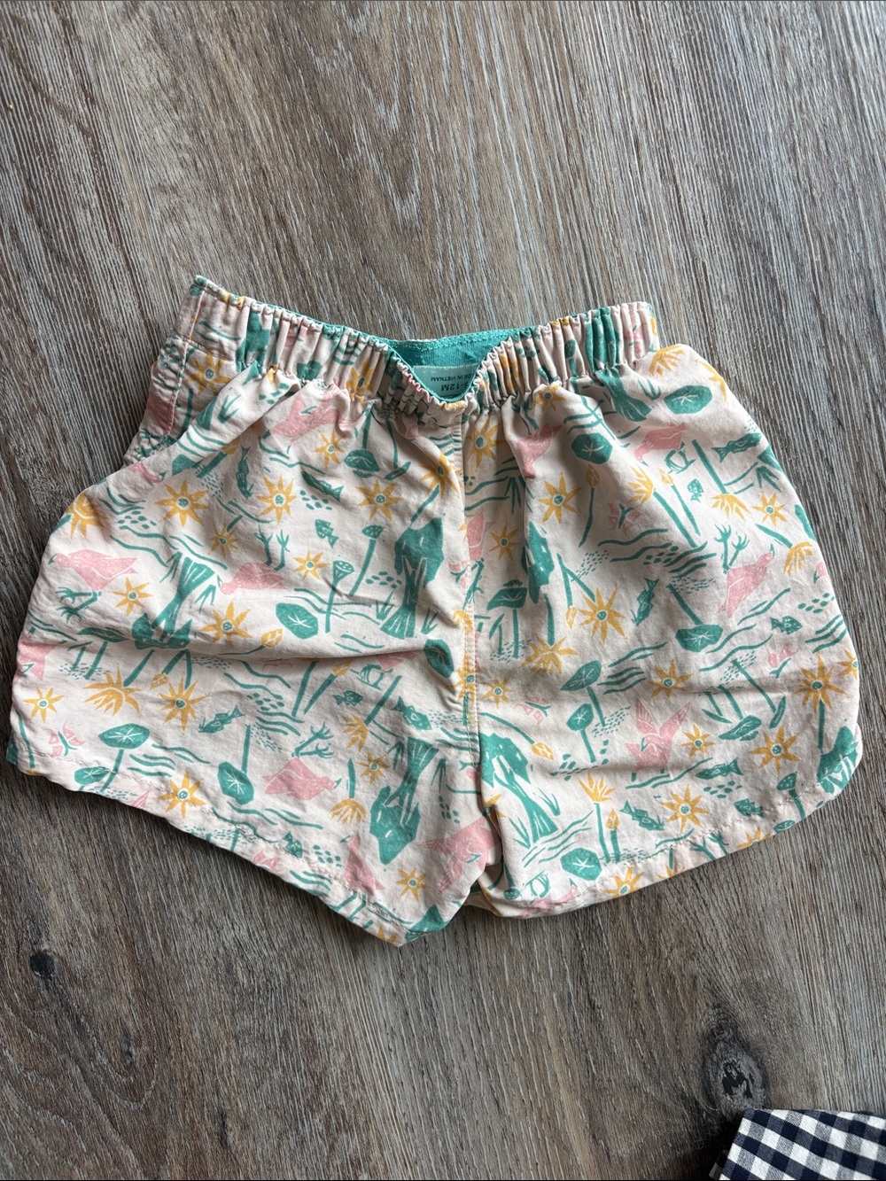 Patagonia Baby Baggies Flowers Birds Fish Print Elastic Waist Shorts 6-12M - Picture 4 of 7